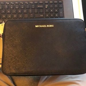 Michael Kors LG Crossbody